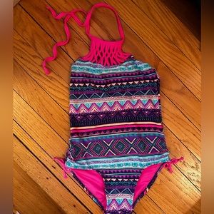 GUC bathing suit size 7/8